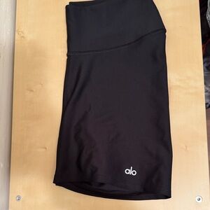 Alo Black Athletic Biker Shorts